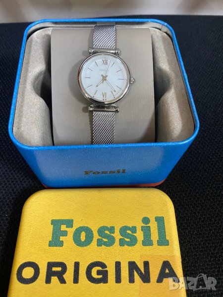 Дамски часовник Fossil, снимка 1
