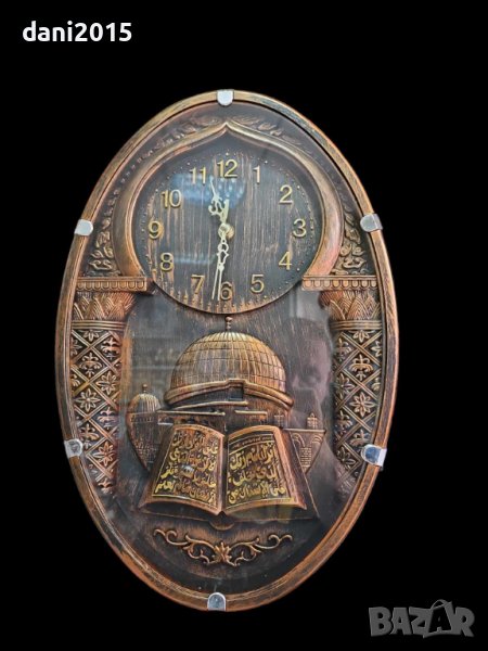 Калиграфски резбован стенен часовник от тиково дърво, снимка 1