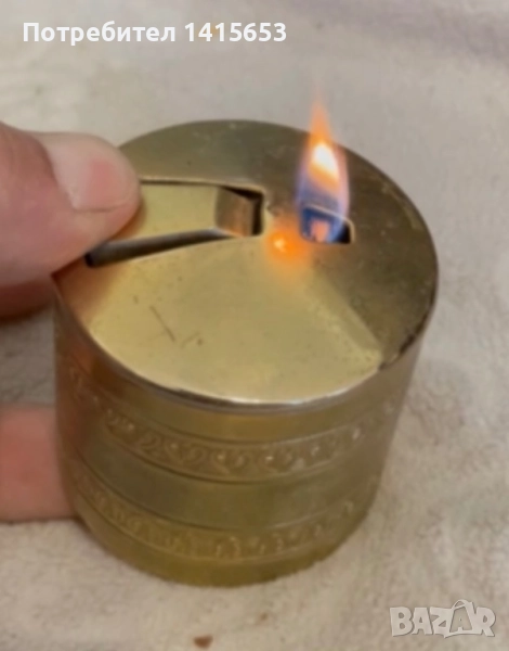 Продавам антична запалка, снимка 1