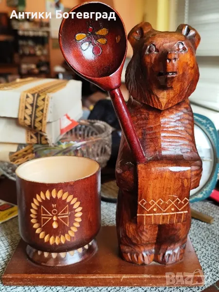 Руски сувенири от дърво мечка с чаша и лъжица , снимка 1