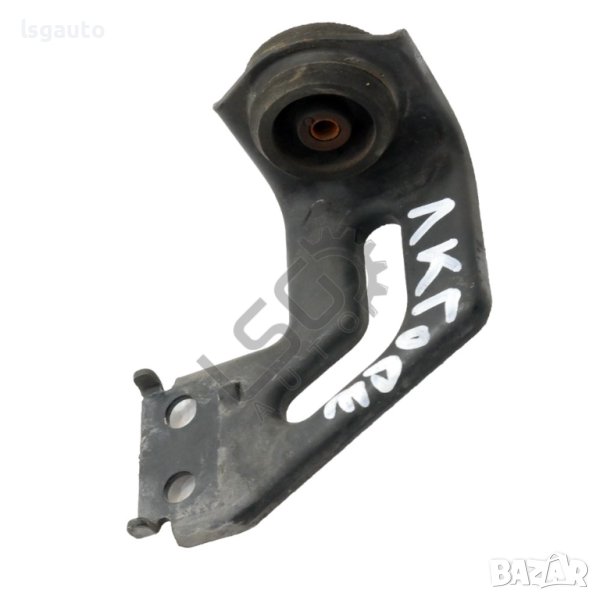 Държач ляв калник Toyota Avensis II 2003-2009 ID: 116159, снимка 1