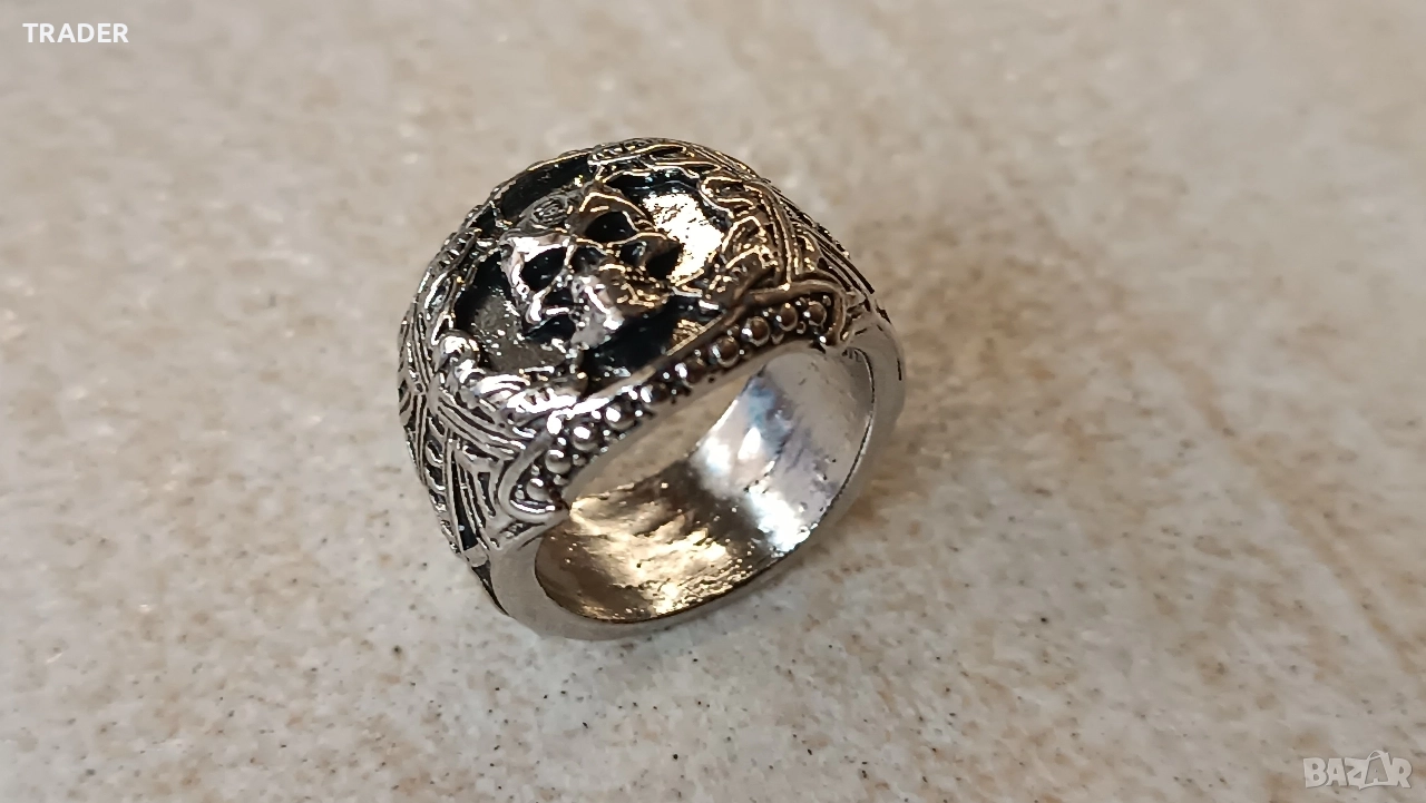 Готически пръстен с череп амулет гривна висулка, снимка 1