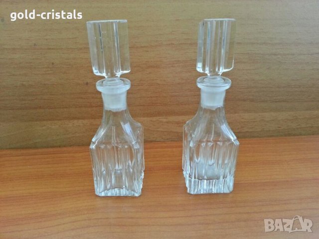 Кристални  шишенца за парфюм малки гарафи, снимка 1 - Антикварни и старинни предмети - 27594099