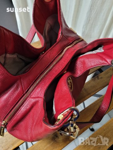 MICHAEL Michael Kors

 естествена кожа червена чанта,ТРИ прегради , снимка 9 - Чанти - 43118730