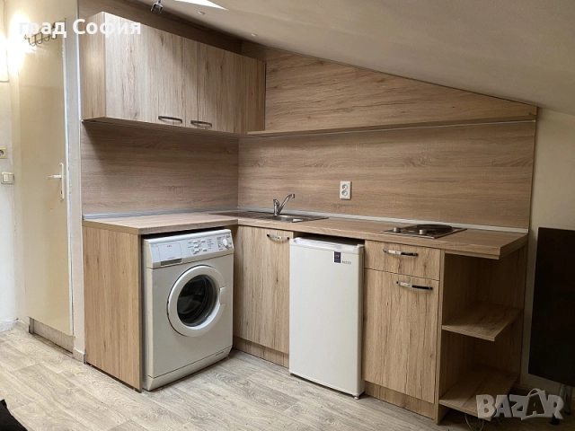 таван/ателие, обзаведено, за сам човек в ж.к.Дианабад, на ток