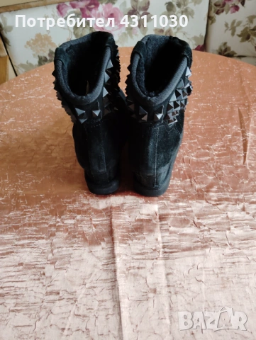 Ботуши / боти на платформа с шипове и черепи ASH YOKO 38, снимка 7 - Дамски боти - 53403926