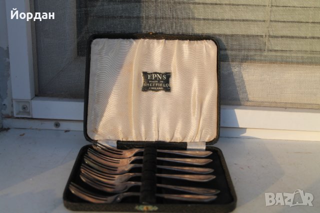 Посребрени англииски вилички за сладко