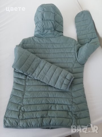 Дамско яке с качулка 