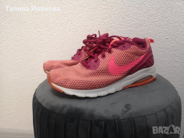 Дамски оригинални маратонки на Nike, снимка 3 - Маратонки - 37912687