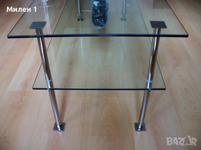 Стъклена маса, снимка 4 - Маси - 53087676