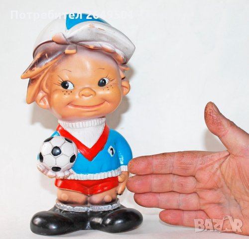 1970те Гумена играчка Футболист Югоскавия Ф-ка Бисерка, снимка 2 - Колекции - 35149091