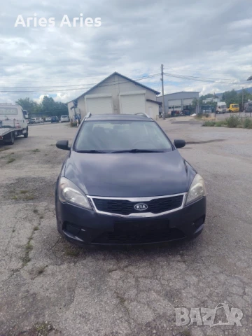 Kia Ceed 1.6CRDI , Киа Сиид на части!, снимка 2 - Автомобили и джипове - 50536017