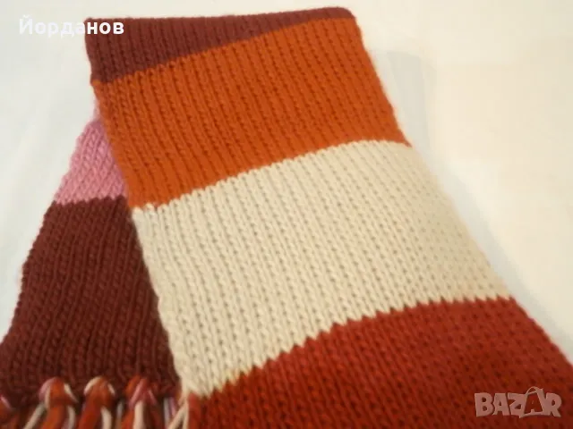 Плетен дамски шал, снимка 2 - Шалове - 48464966