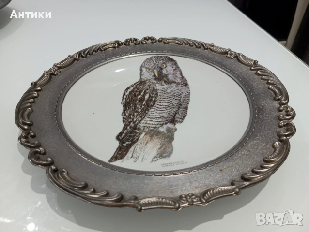 Порцеланова колекционерска чиния за стена с печати , снимка 5 - Чинии - 52563891