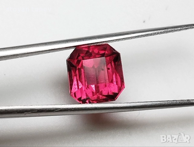Фантастичен радък червено розов Малайя гранат 2.83кт.! Нов!, снимка 3 - Други - 52685468