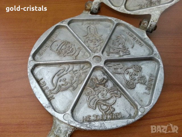 Преса калъп форма гофретник, снимка 3 - Антикварни и старинни предмети - 33569049