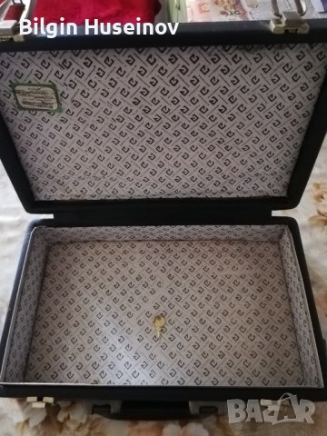 Ретро дипломатически куфар, снимка 4 - Куфари с инструменти - 37818827