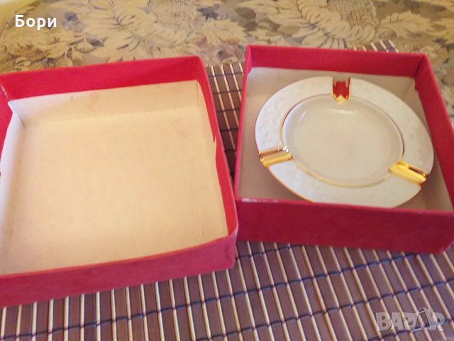 Нов Български порцеланов луксозен пепелник с позлата, снимка 8 - Други - 27908883