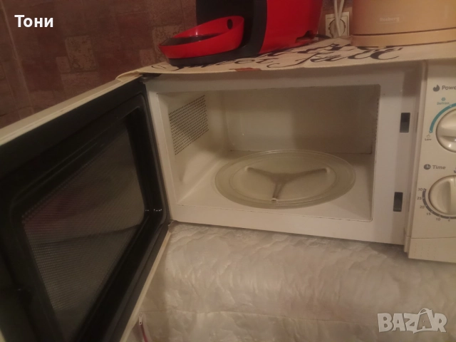 Микровълнова Diplomat, снимка 2 - Микровълнови - 52949240