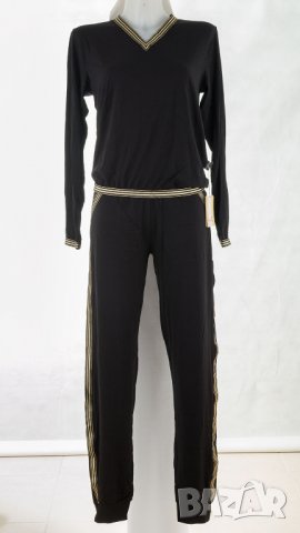 Дамска пижама с V-образно деколте в черно марка Hamana - S, снимка 2 - Пижами - 28521468