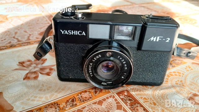 Ретрофотоапарат  YASHICA MF-2 38mm
