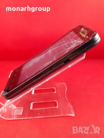 Телефон Prestigio MultiPhone 4040 Duo /спукан екран/, снимка 4 - Други - 28031812