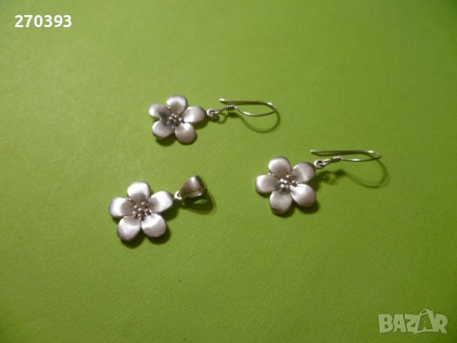 Сребърен комплект - обеци и висулка, снимка 3 - Бижутерийни комплекти - 36703038