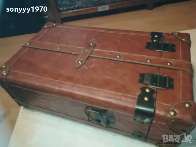 IRISH-КРАСИВА КУТИЯ С КОЖА И МЕД МЕСИНГОВ ОБКОВ LHD1E2409240755, снимка 3 - Антикварни и старинни предмети - 47336869