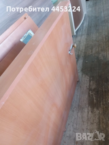 Пробна за магазин за дрехи и решетка за стена за аксесоари , снимка 4 - Стелажи и щандове - 51848292