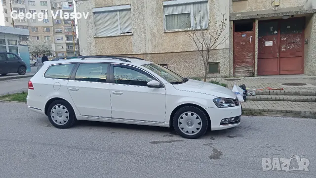 лек автомобил, снимка 3 - Автомобили и джипове - 49968911