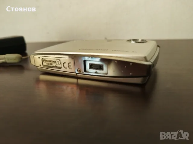 SONY Cyber-shot DSC-T33 5.1MP Japan, снимка 12 - Фотоапарати - 47841168