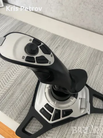 Безжичен Joystick За Летене Logitech Freedom 2.4Ghz PC, снимка 9 - Джойстици и геймпадове - 50152416