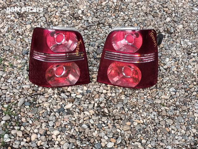 ляв и десен стоп за фолксваген туран туарана фейслифт VOLKSWAGEN TOURAN FACELIFT