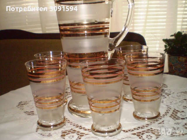 Старинен сервиз за вино кана с 5 чаши широк златен кант, снимка 4 - Други ценни предмети - 40463706