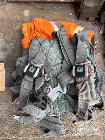 Продавам парашут , снимка 4 - Антикварни и старинни предмети - 43579805