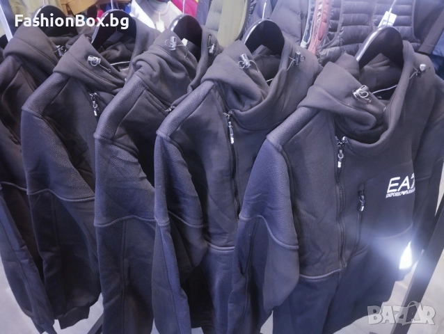 Ватиран спортен екип EA7., снимка 5 - Спортни дрехи, екипи - 52697045