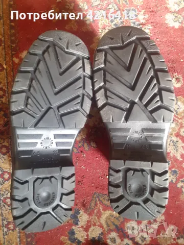 Нови боти 46номер, снимка 2 - Строителни работници - 48273718