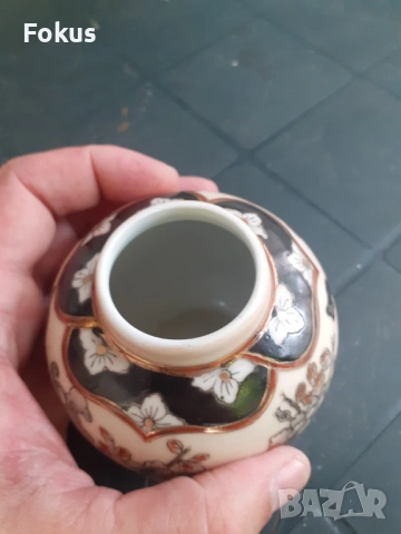 Красива стара ваза порцелан Сатцума Satsuma маркировка, снимка 5 - Антикварни и старинни предмети - 53307525