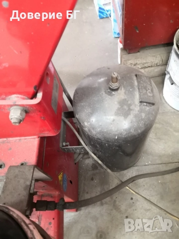 TECO 35 – Машина за монтаж и демонтаж на гуми, снимка 3 - Други машини и части - 52194505