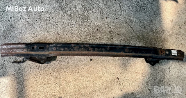 Греда задна броня БМВ E 90 Е91 BMW