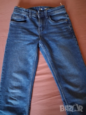 Дънки за 8-9 годишно момче