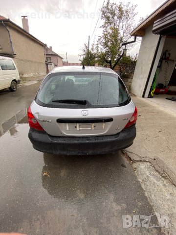 Honda Civic 1.6 v-tec автоматик на части.!, снимка 6 - Автомобили и джипове - 42959875
