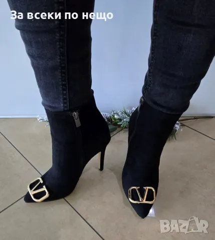 Дамски велурени боти на ток Valentino - 2 налични цвята, снимка 8 - Дамски боти - 48202971