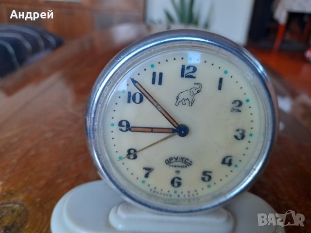 Стар настолен часовник,будилник Дружба, снимка 2 - Антикварни и старинни предмети - 43928321