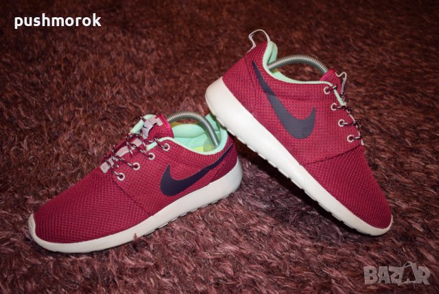 Nike Roshe Run 40 номер, снимка 4 - Маратонки - 37109171