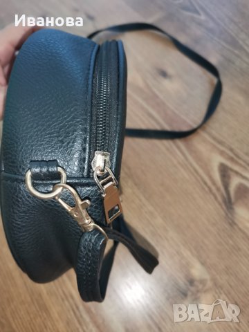 Малка дамска чанта , снимка 4 - Чанти - 37835214