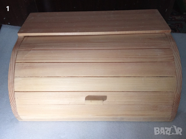 Дървена кутия за хляб , снимка 2 - Кутии за съхранение - 52871500