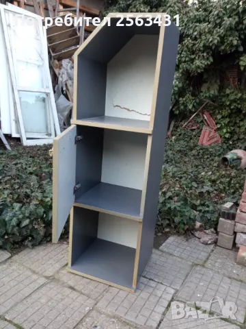 Висок шкаф. Обзавеждане, снимка 2 - Шкафове - 49067371