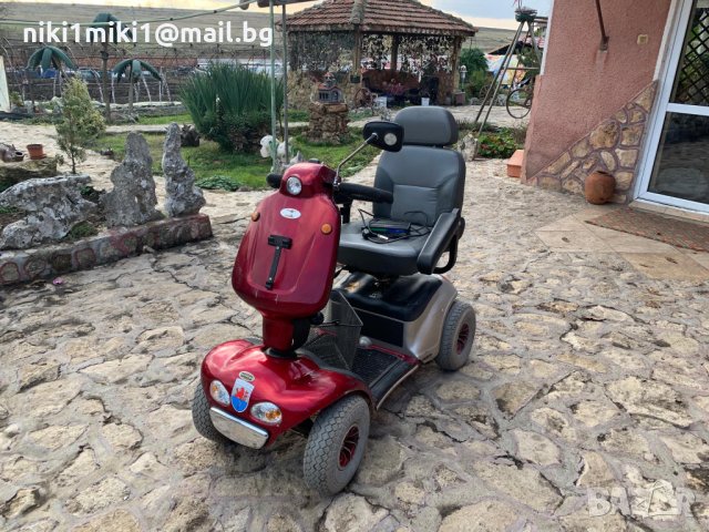 скутер за трудноподвижни хора 