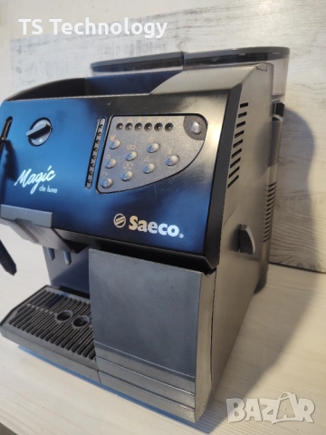 ГАРАНЦИЯ ! Saeco MAGIC De Luxe / Кафеавтомат - робот, снимка 4 - Кафемашини - 53039029